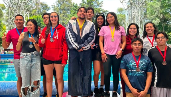 Natación